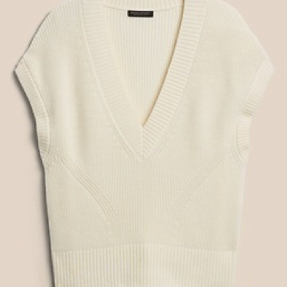 NWT Banana Republic Oversized Washable Merino Wool Sweater Vest